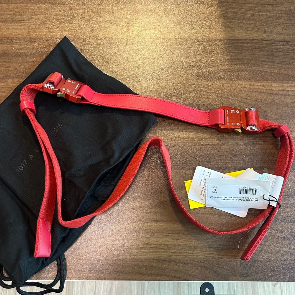 Alyx 1017 9sm thick red strap